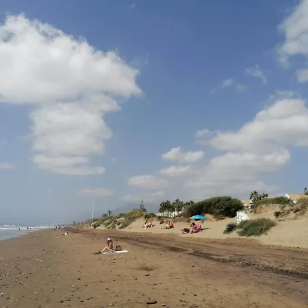 Апартаменты Lovely And Quiet *