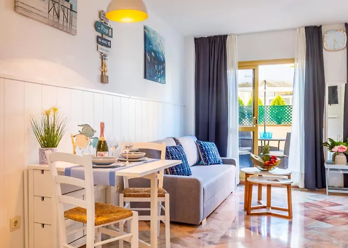 Apartament Lovely And Quiet