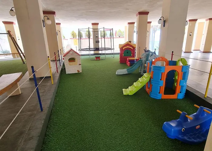 Lovely And Quiet Apartament Marbella